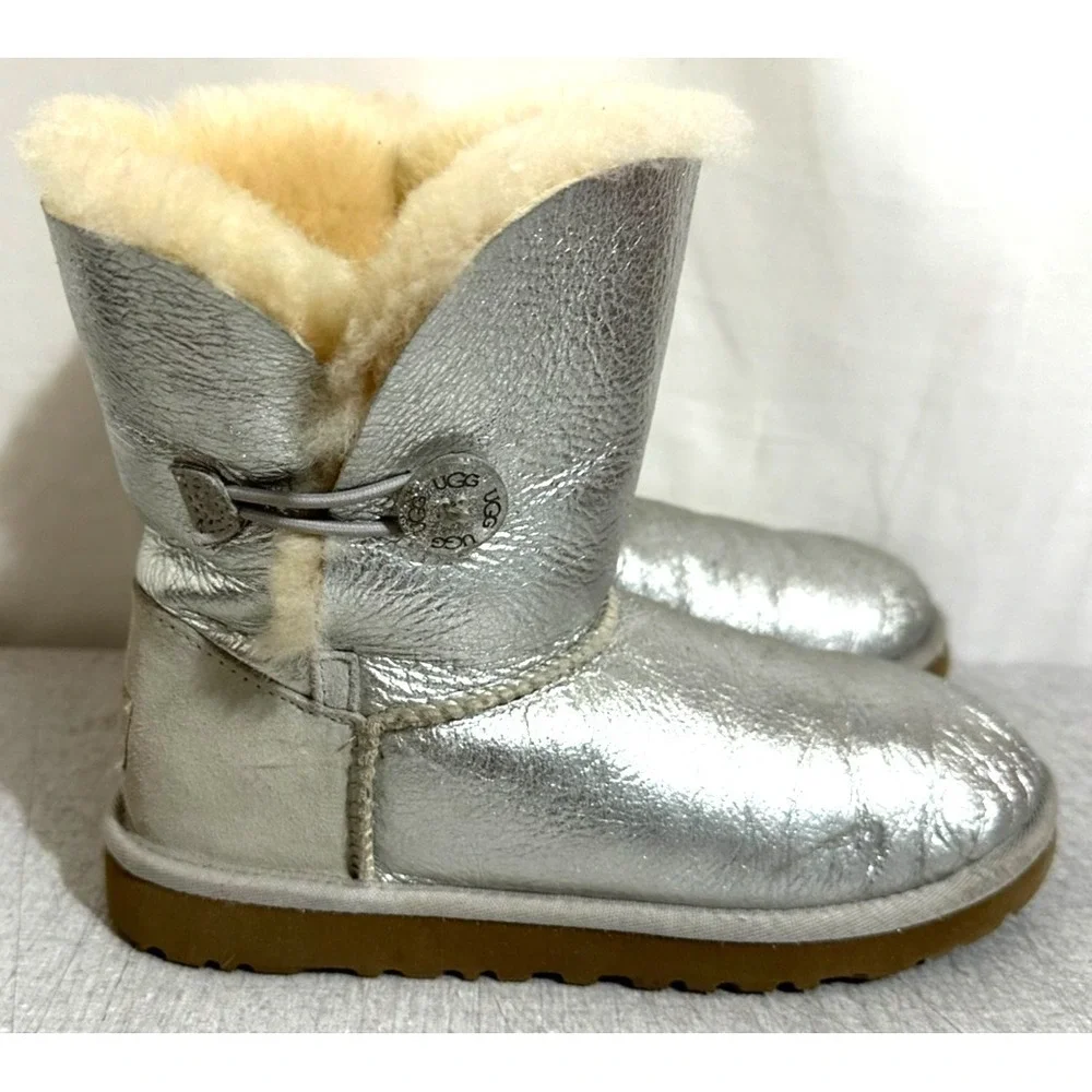UGG Bailey Button Youth Girl's Size 3 Metallic Silver Short Shearling Boots
